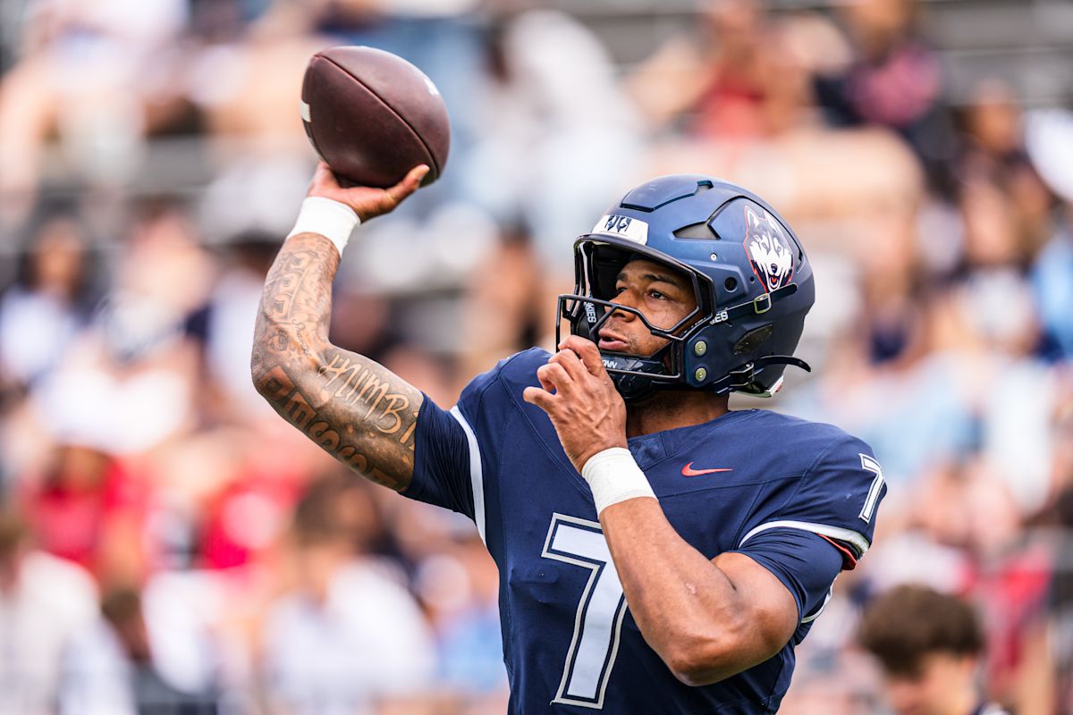 How to watch UConn vs Miami Ohio: Live stream, NCAA College Football, TV channel