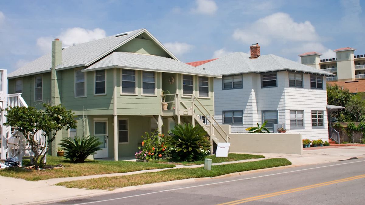 Jacksonville renters can now search code violations before signing a lease