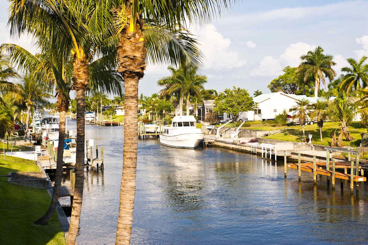 This Florida Destination Was Named the Best Place to Retire in the U.S.—With 400 Miles of Canals and 74-degree Weather