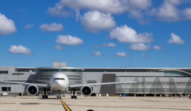 Man arrested after allegedly shooting semiautomatic at Florida airport