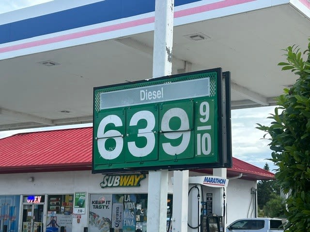 As diesel prices rise, other goods are too, Tampa economist says