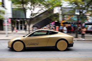 Tesla Cybercabs being tested on Jacksonville roads, prompting further scrutiny of JTA’s NAVI program