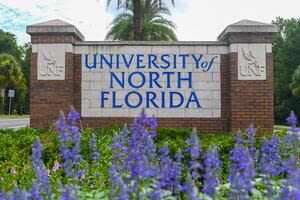 University of North Florida hits record high graduate enrollment