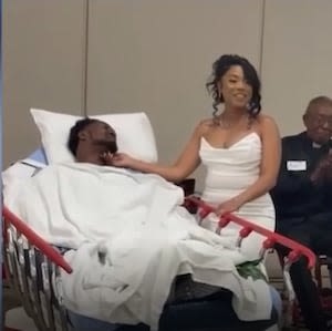 Head-on crash fails to detour wedding for Orlando-area couple married in hospital bed hours later