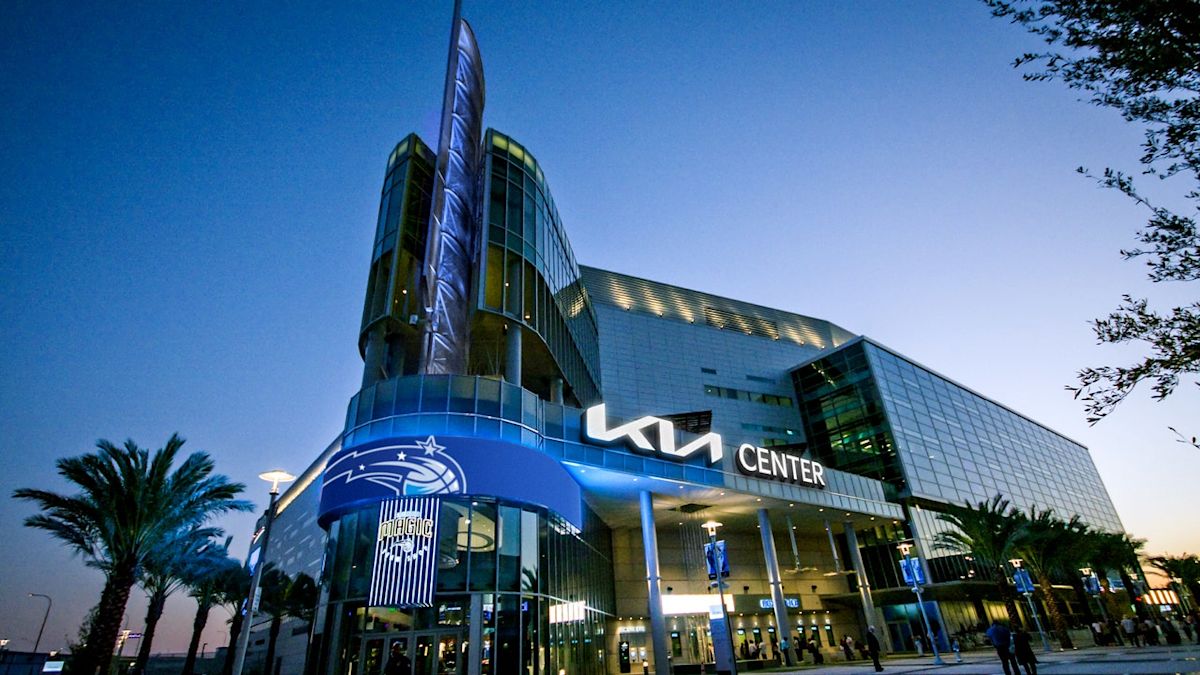 Antisemitic symbols, gestures displayed during boxing event at Orlando's Kia Center