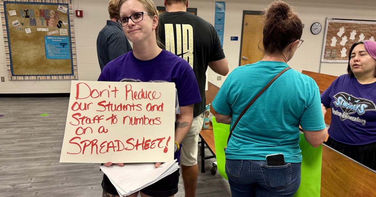 Parents push back as Pinellas County Schools consider closing seven schools