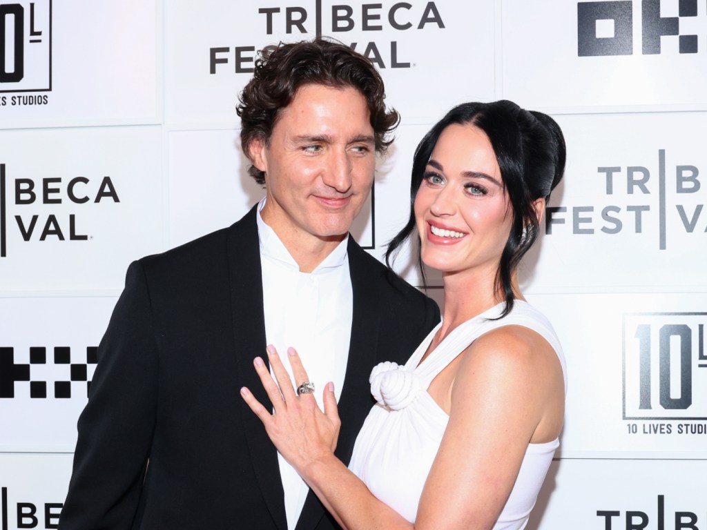 Katy Perry Makes Rare Comments on Orlando Bloom Split
