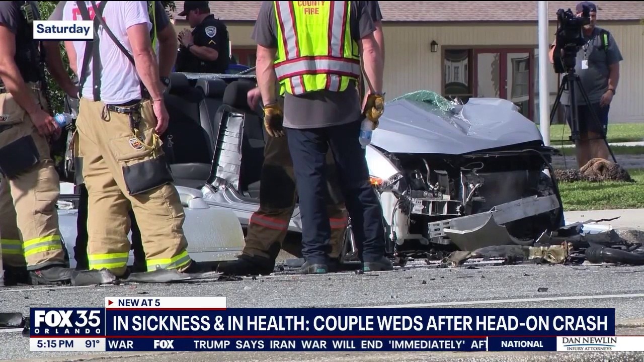Groom survives head-on crash, marries bride hours later at hospital