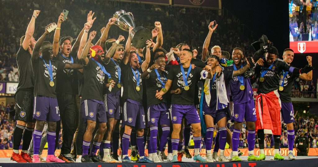 Orlando City SC celebrate the 2022 US Open Cup championship after a 3-0 win over the Sacramento Republic. Photo: Mathieu Starke
