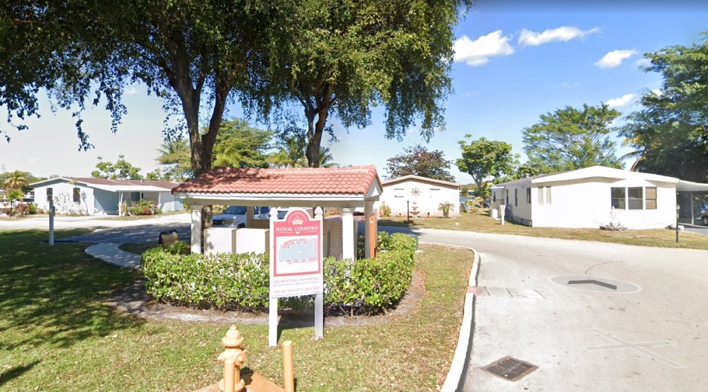 Entrance to Royal Country Mobile Homes trailer park in Miami.