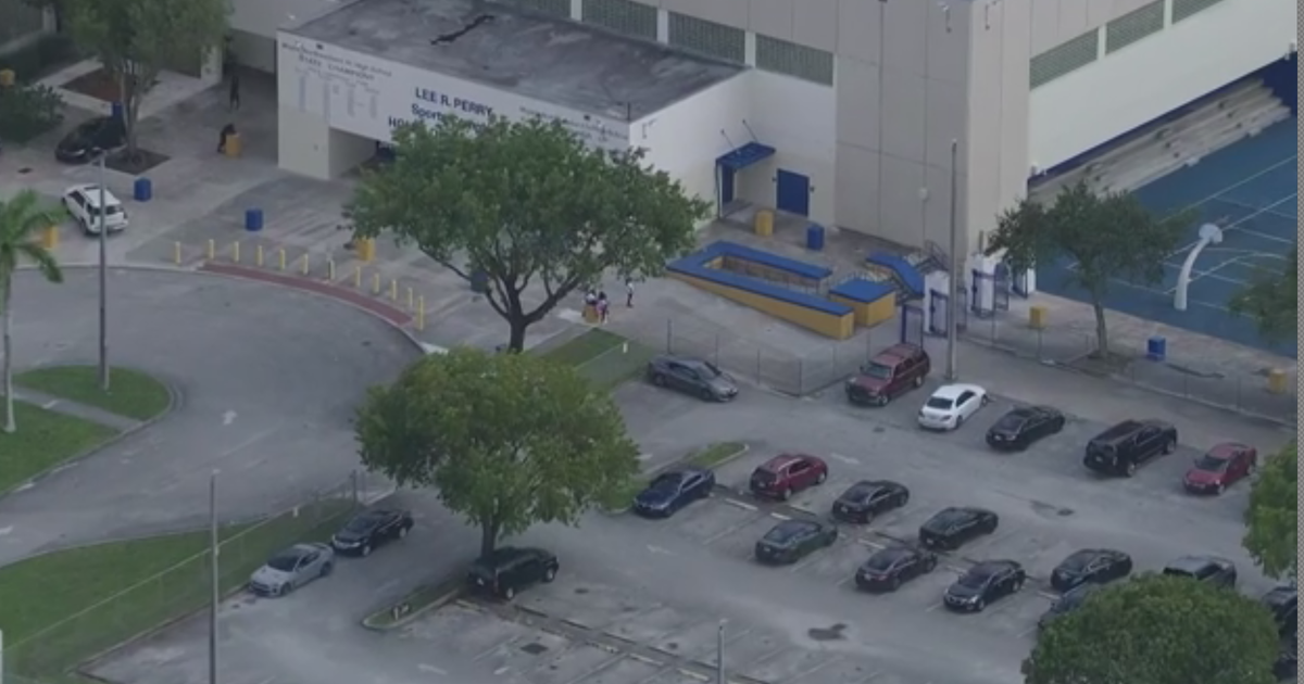 2 teens hospitalized after reported stabbing at Miami Northwestern High School, fire officials say