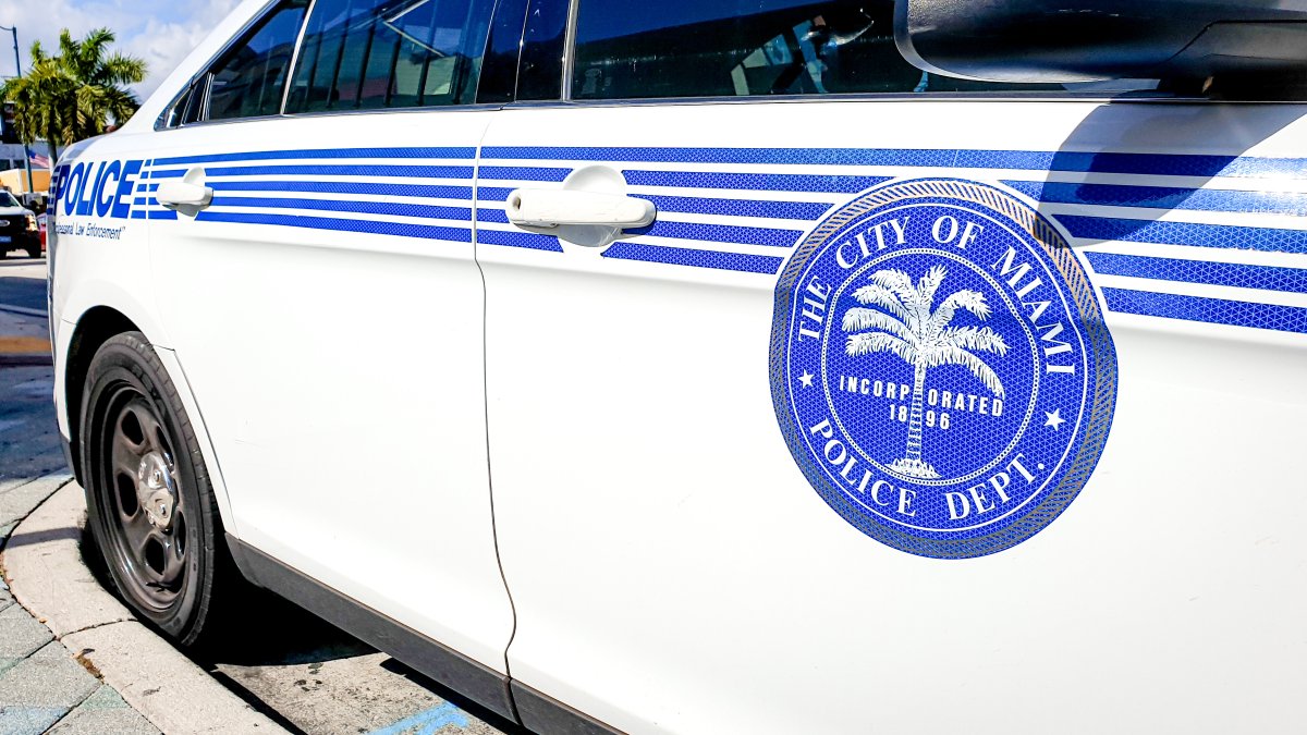 13-year-old girl hospitalized after vehicle strike in Miami, authorities say – NBC 6 South Florida