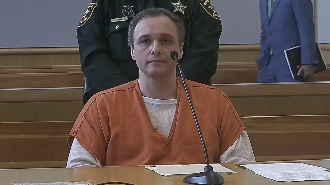 LIVE: Pinellas plastic surgeon charged with attorney’s murder represents himself in court