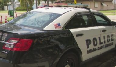 Former Miami-Dade teacher showed student a naked photo of himself, then pornographic images, report says