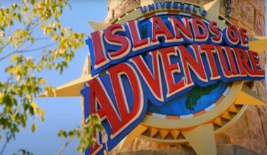 Skull Island: Reign of Kong entrance and rockwork at Universal Islands of Adventure in Orlando.