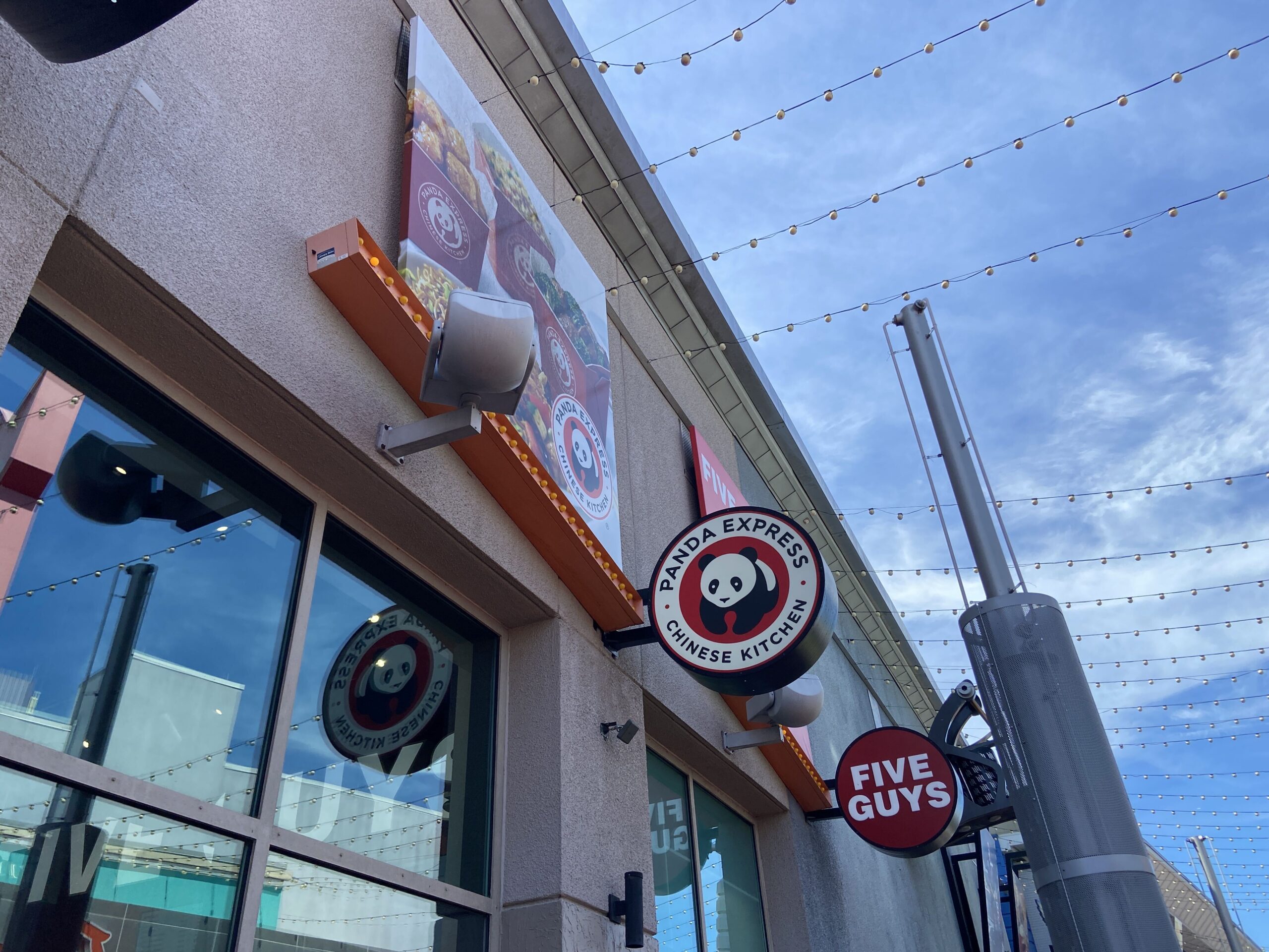 PHOTOS: Five Guys Now Open at Universal CityWalk Orlando