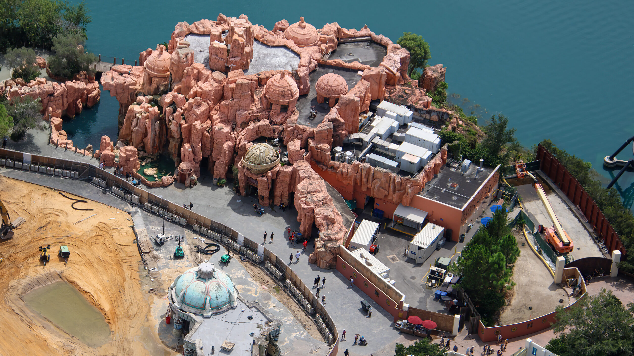 Crews have flattened most of The Lost Continent in Universal Islands of Adventure and constructed a new retaining wall.
