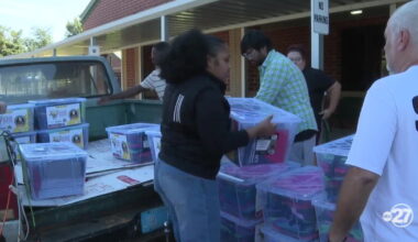 Community donates $4,000 in school supplies to Bond Elementary