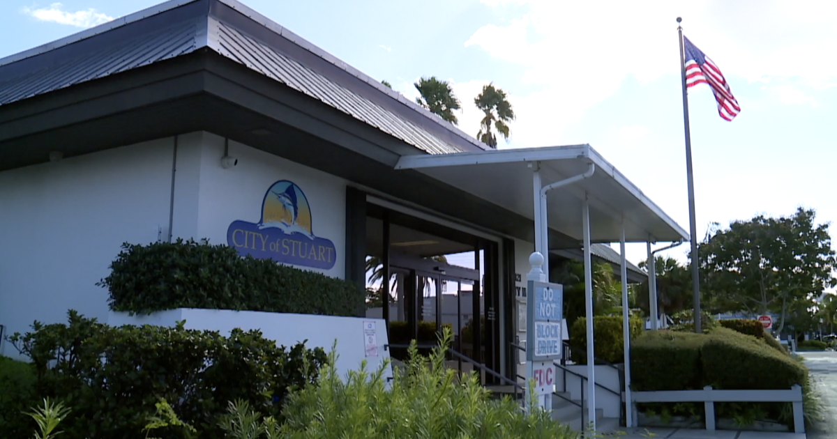 Stuart city commission votes to rehire former city manager Michael Mortell