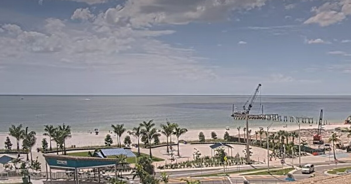 Work progressing on new Fort Myers Beach pier; public caution urged near site | WGCU News