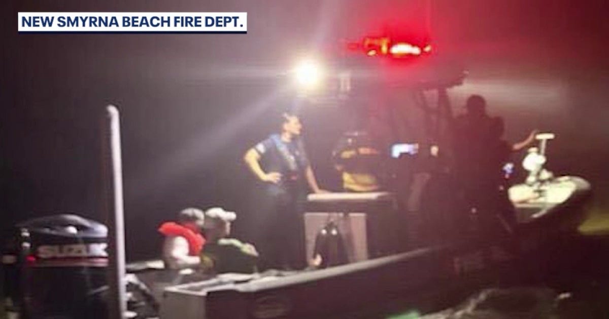 3 rescued after fishing boat capsizes in Mosquito Lagoon