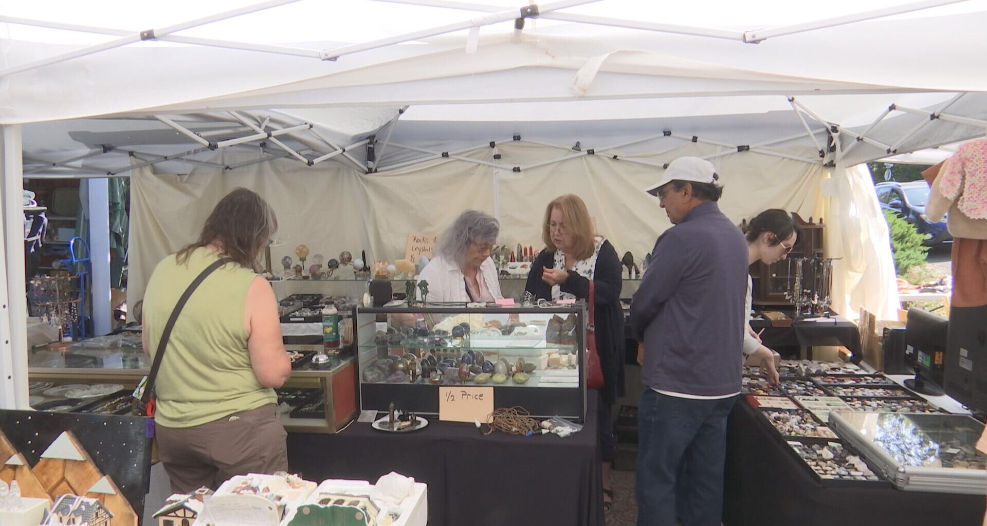 Jacksonville's annual city-wide yard sale running now through Sunday