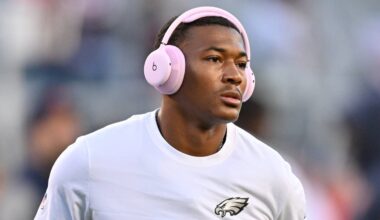Sep 28, 2026; Chicago, Illinois, USA;  Philadelphia Eagles wide receiver DeVonta Smith (6) warms up before the game against the Chicago Bears at Soldier Field.