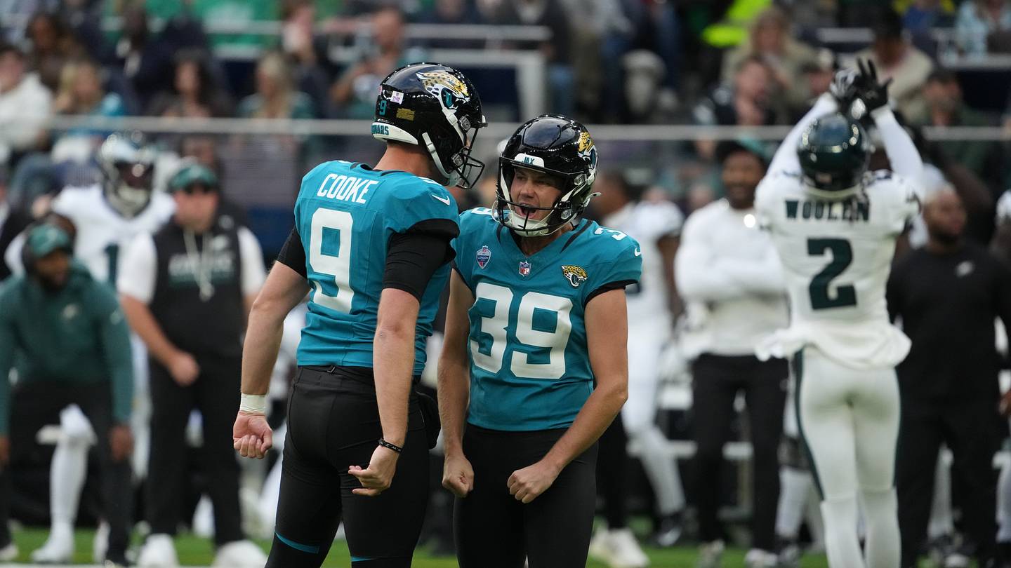 5 Winners, 5 Losers From Jaguars' Close Win Over Eagles: Cam Little Wasn't the Only Game-Changer