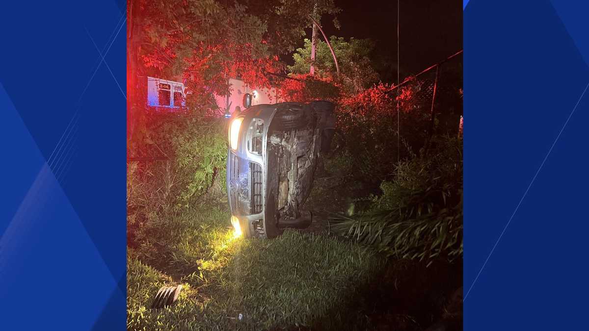 Driver arrested on DUI, fleeing charges after PIT maneuver and crash in Fort Myers, FHP says