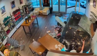 Surveillance video captures BMW crashing into Jacksonville salon, pinning 2 customers, employee - WSVN 7News | Miami News, Weather, Sports