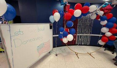 St. Petersburg College students encourage young voters