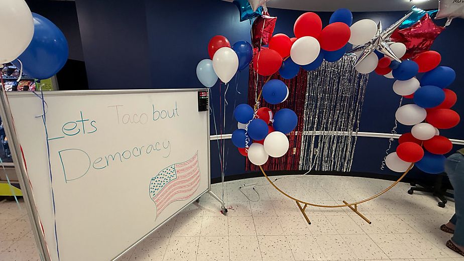 St. Petersburg College students encourage young voters