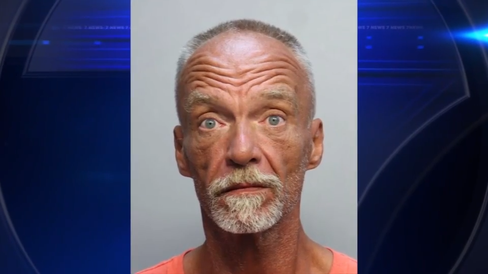 Authorities arrest 57-year-old in connection to smash-and-grab burglary of Miami Beach restaurant - WSVN 7News | Miami News, Weather, Sports