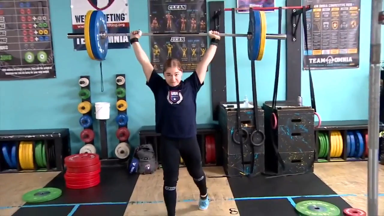 18-year-old weightlifter from Hialeah makes a name for herself with Olympic aspirations - WSVN 7News | Miami News, Weather, Sports