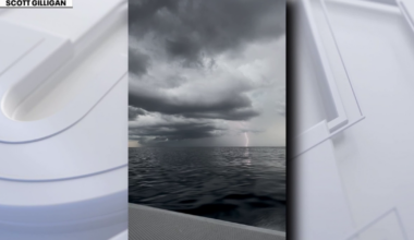 Florida boaters race to shore after St. Elmo's fire appears: 'What in the world?'