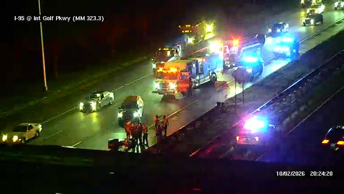 Traffic Alert: 2 northbound lanes on I-95 at International Golf Parkway in St. Johns County reopen
