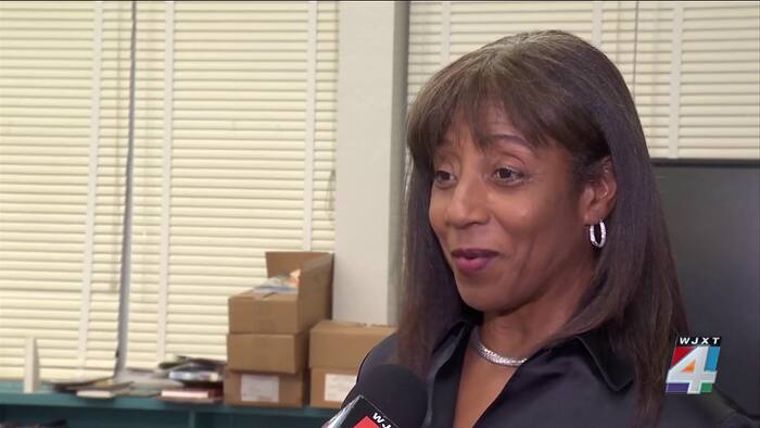 Jacksonville councilwoman suspended from teaching position at DCPS middle school amid HR investigation