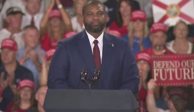 Byron Donalds makes closing argument in Pinellas Co. alongside Sen. Scott