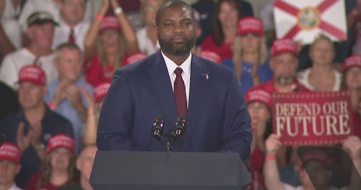 Byron Donalds makes closing argument in Pinellas Co. alongside Sen. Scott