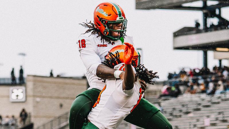 Burris Buries Hornets on Homecoming