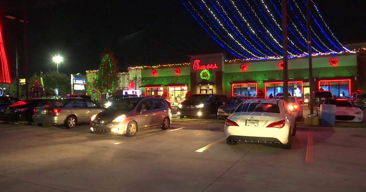 Why the famous Waters Avenue Chick-fil-A holiday lights won't shine this year