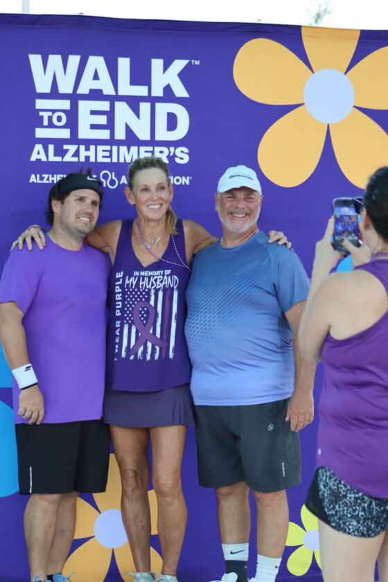 Tennis tourney raises funds for Alzheimer’s research