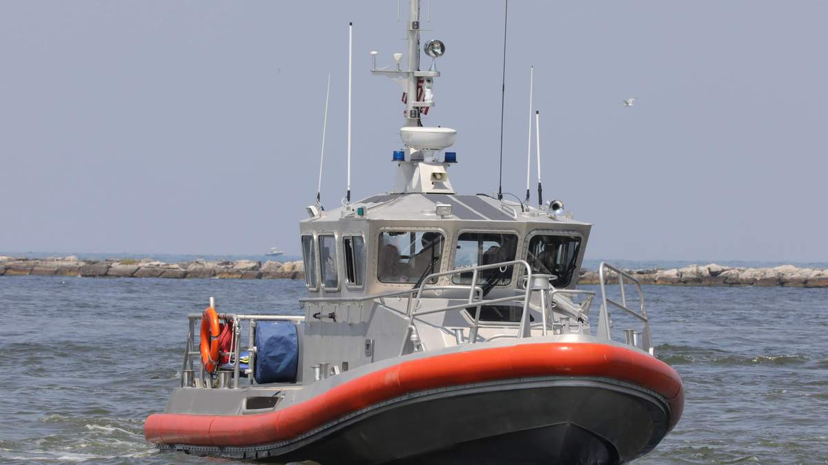 Coast Guard Offloads $226 Million in Drugs at Port Everglades | NewsRadio WIOD