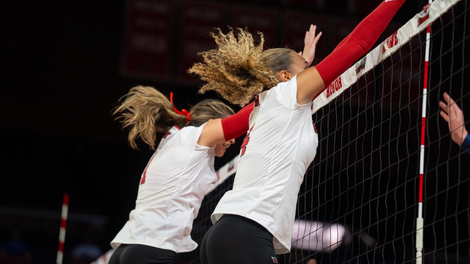 Miami Defeats EMU 3-0 to Earn Sixth Straight Victory