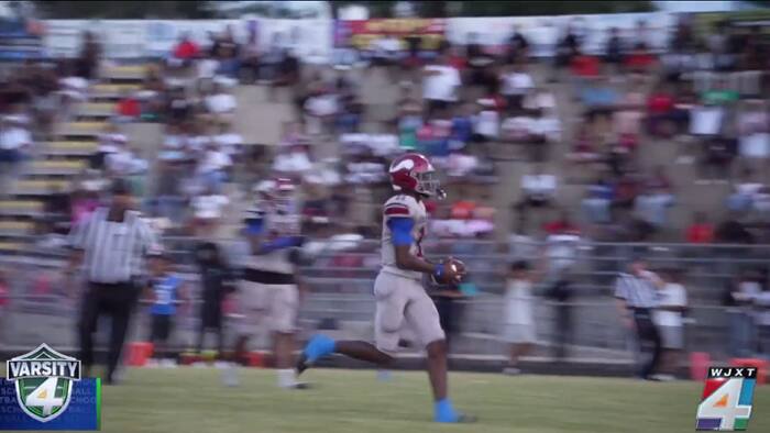 Raines moves to 8-0 after cruising past Riverside, 48-0 in Week 9