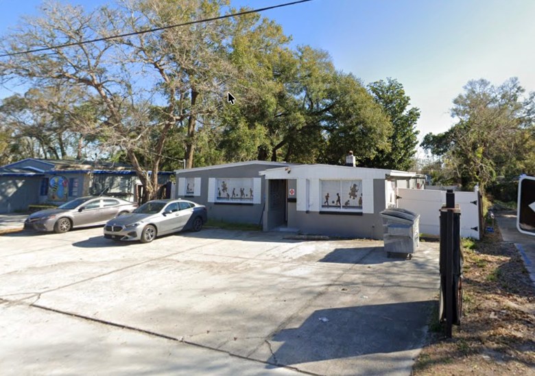A car crashed into a Pine Hills Orlando daycare.