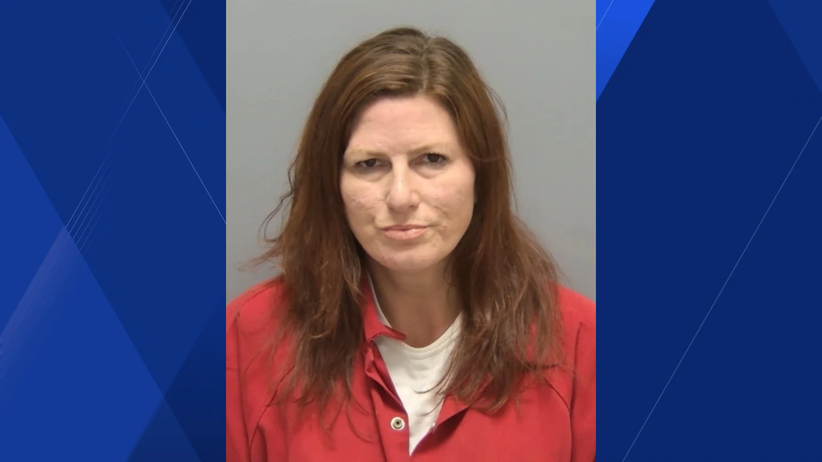 Cape Coral woman accused of probation violation after arrest where fentanyl was found in her bra