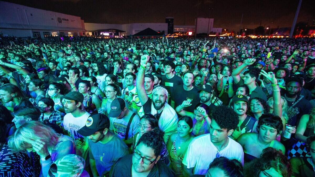 Miami III Points festival faces crowd and ticket problems