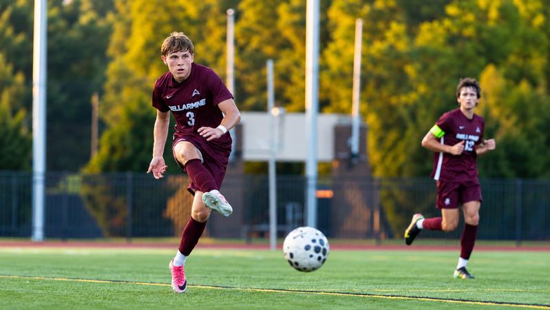 Jacksonville makes early goal stand up against men's soccer