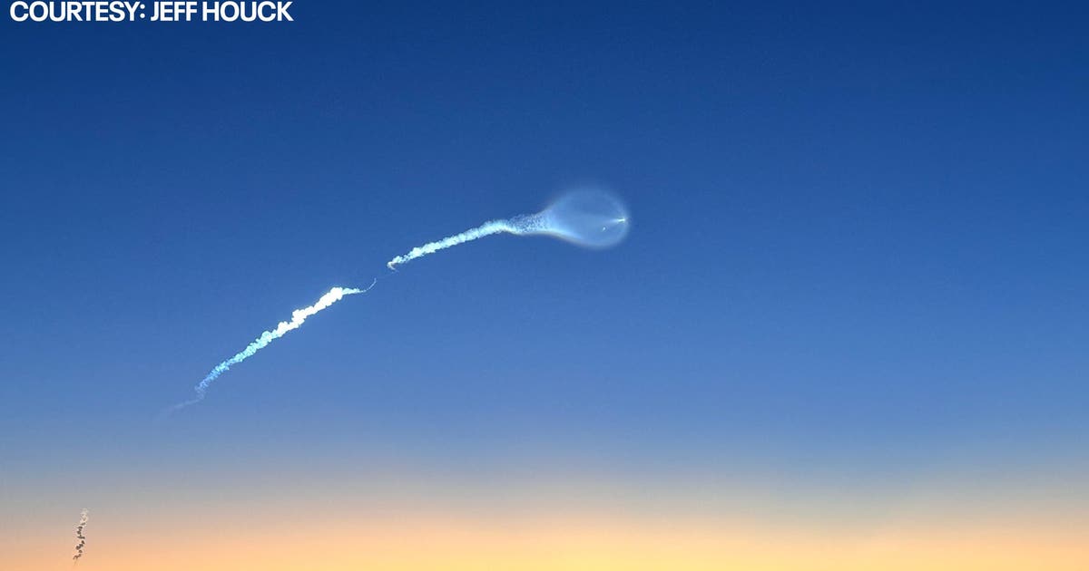 Photos: ‘Space jellyfish’ light up Bay Area sky after SpaceX launch